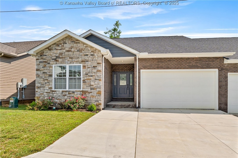 For Sale $329,900 • Co-Listing Agent