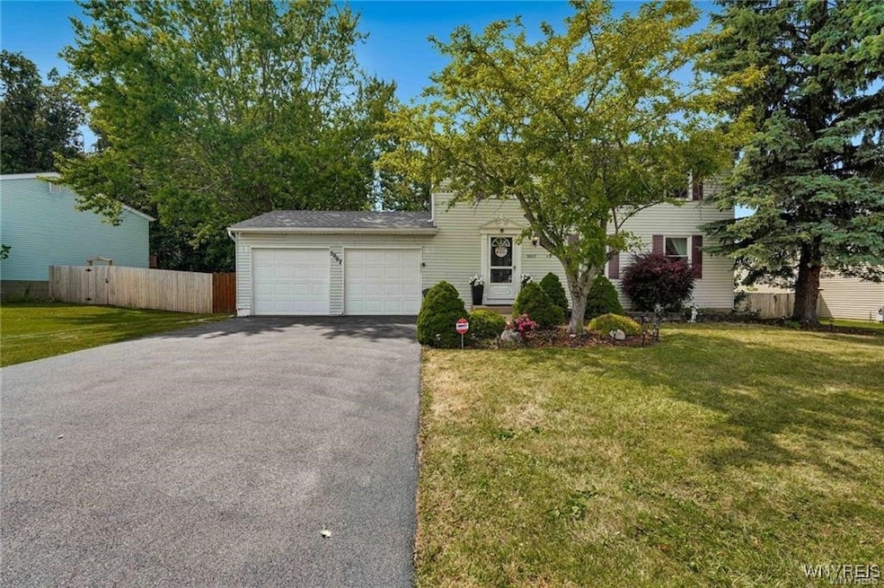 5007 Overlook Point, Hamburg, NY 14075 - photo 1