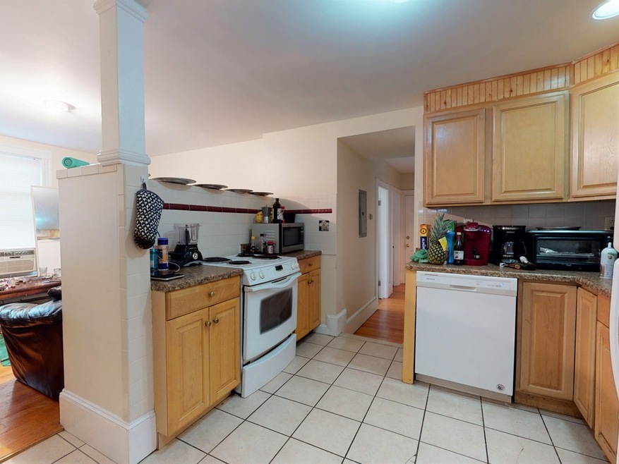 11 Elm St unit 1, Somerville, MA 02143 - photo 1