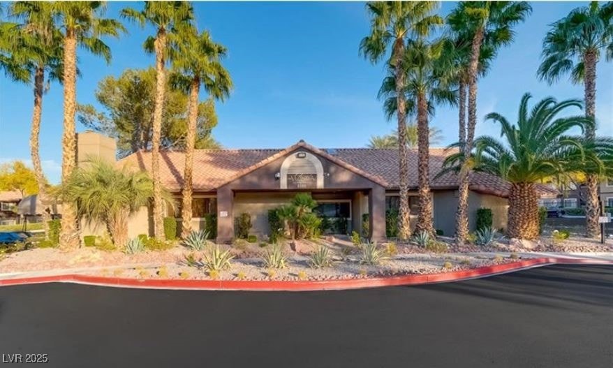 5076 S Rainbow Blvd unit 106, Las Vegas, NV 89118 - photo 1
