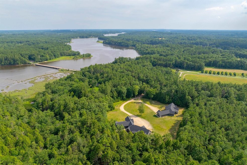 400 Gulf Rd, Dover, NH 03820 - photo 1