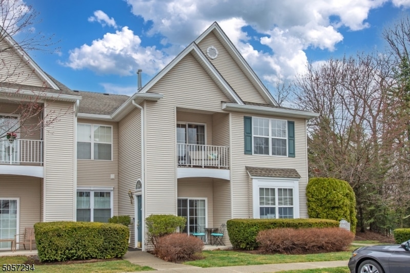 269 Winthrop Dr, Butler, NJ 07405 - photo 1