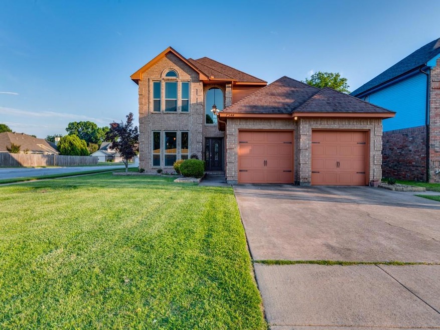 7544 Steward Ln, North Richland Hills, TX 76182 - photo 1