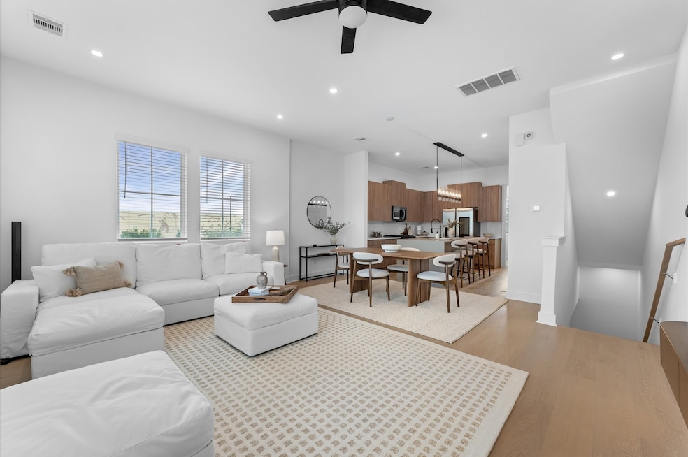 For Sale $389,900 • Co-Listing Agent