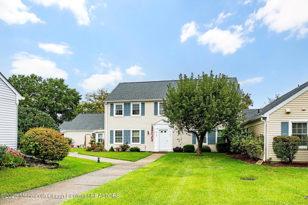 187N Rossmoor Dr, Monroe Township, NJ 08831 MLS 22326595