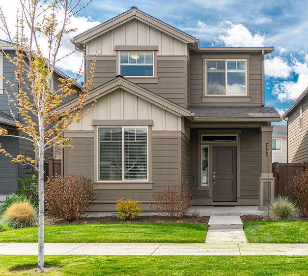 3796 SW Coyote Lane
