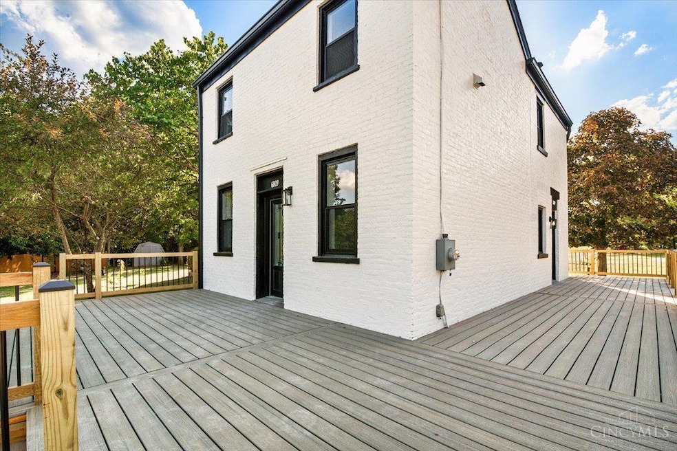 6809 Jefferson St, Cincinnati, OH 45244 - photo 1