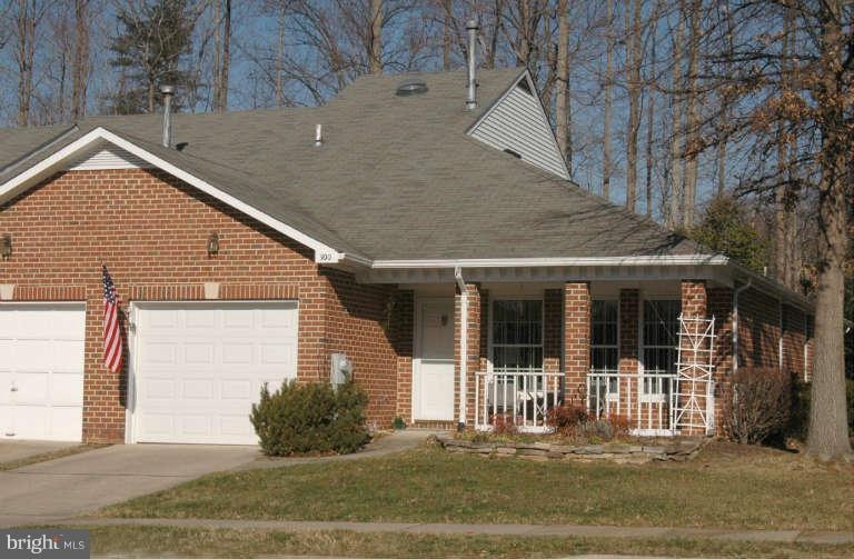 900 Yardarm Ln, Annapolis, MD 21401 - photo 1