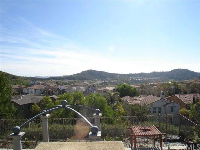 Sit on your private deck and anjoy Panoramic views