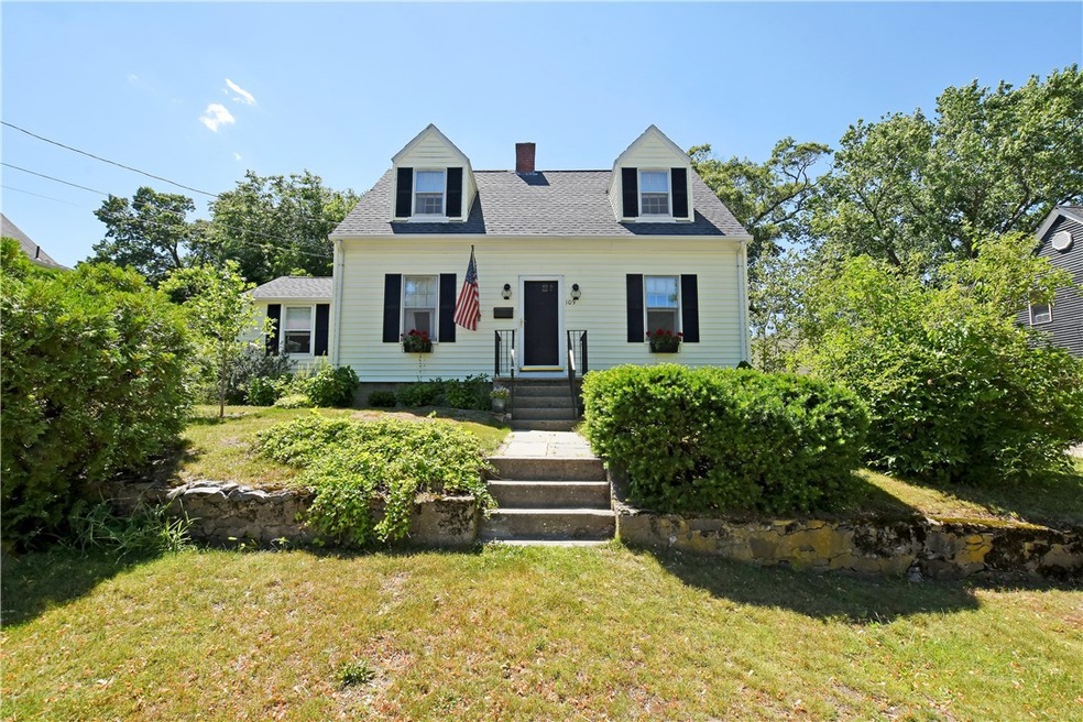 109 Worcester Ave, Riverside, RI 02915 - photo 1