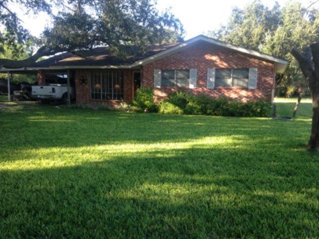 652 W Business 83, Weslaco, TX 78596 - photo 1