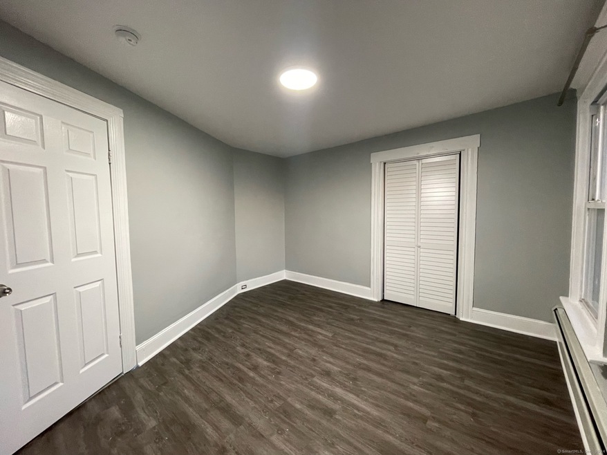 158 Chapel St unit 2, Milford, CT 06460 - photo 1