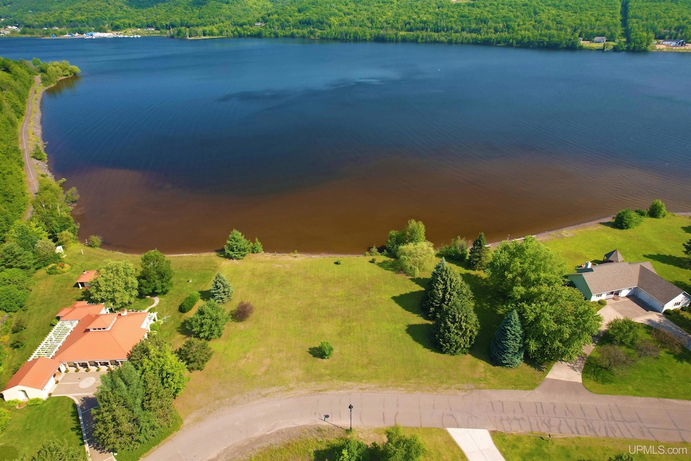For Sale $479,000