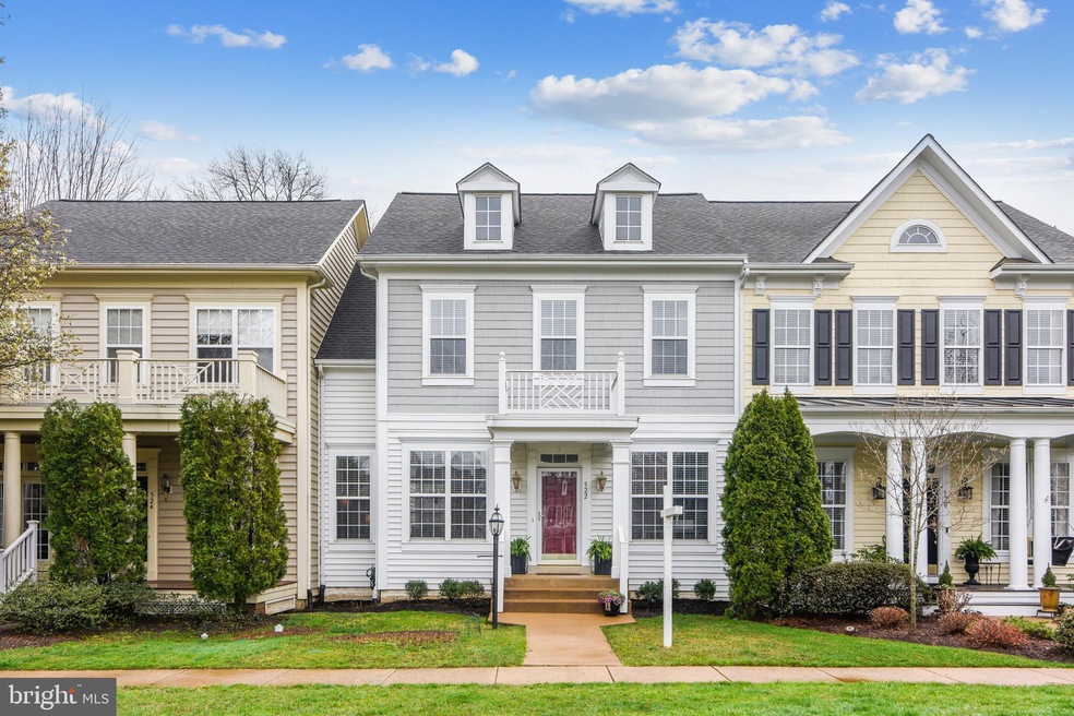 522 Gentlewood Square, Purcellville, VA 20132 - photo 1