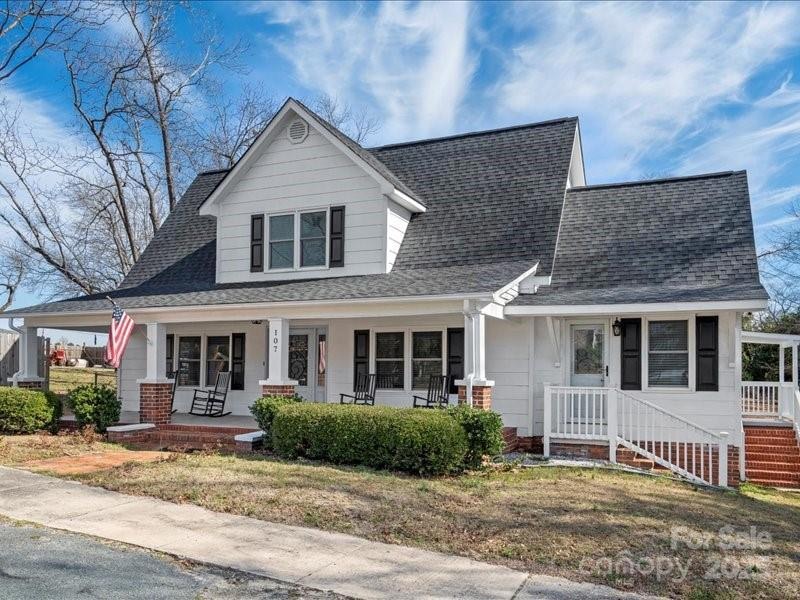 Under Contract $329,900 • Co-Listing Agent