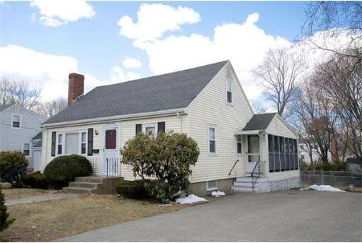 24 Forest St, Saugus, MA 01906 - photo 1