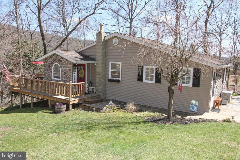 1011 Main St, Schwenksville, PA 19473 - photo 1