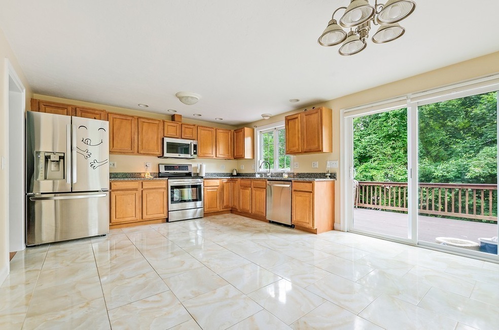 92 Chestnut Rd, Halifax, MA 02338 - photo 1