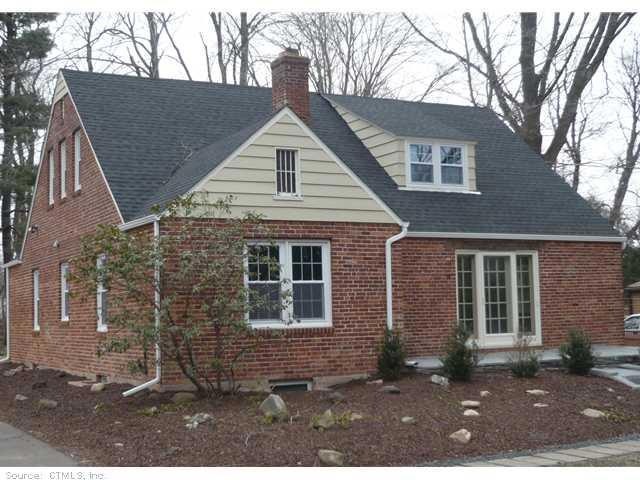 26 Fernbel Ln, West Hartford, CT 06107 - photo 1