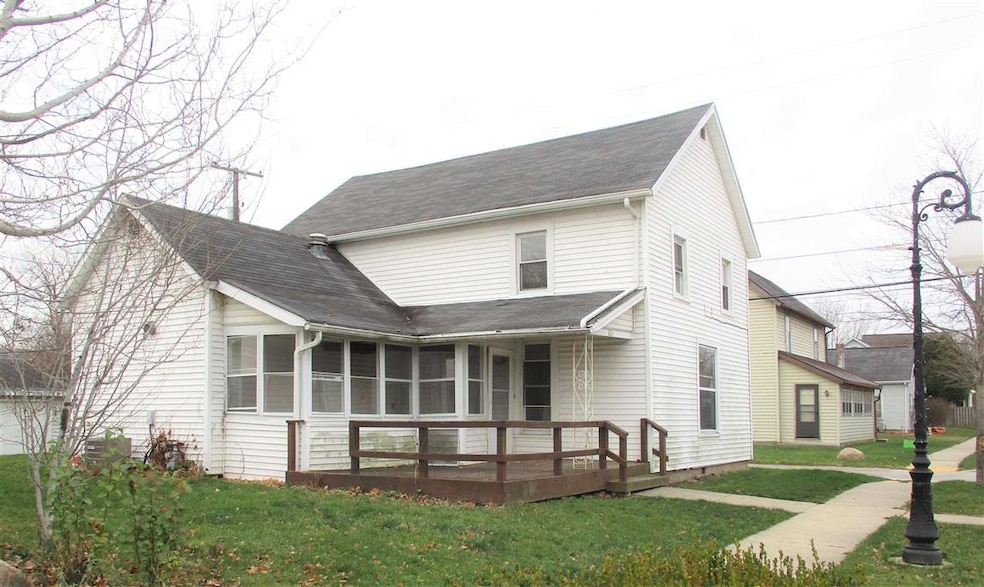 125 W 1st St, Roanoke, IN 46783 - photo 1