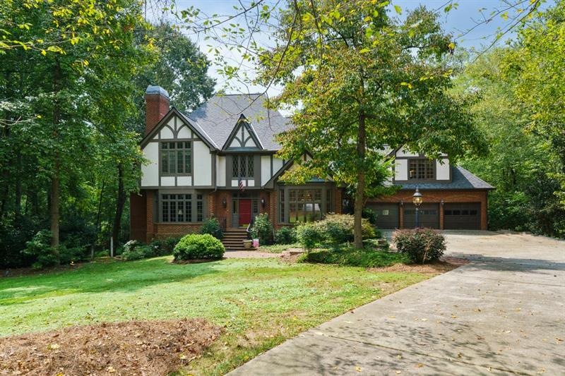 135 Addison Ct, Roswell, GA 30075 - photo 1