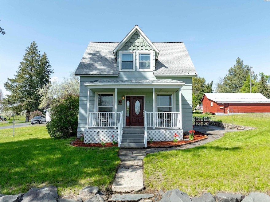 310 E Houghton St, Palouse, WA 99161 - photo 1