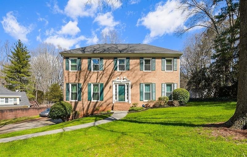 3515 Summie Dr SW, Lilburn, GA 30047 - photo 1