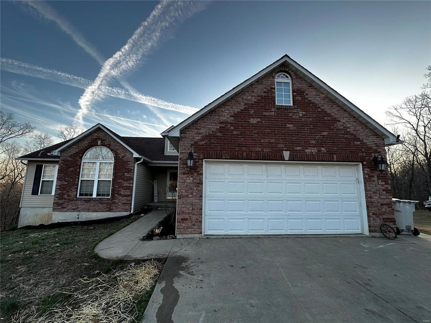 1937 Black Oak Dr, Farmington, MO 63640 - photo 1