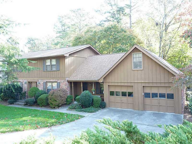 Exterior Front. Spacious 2-Story Traditional