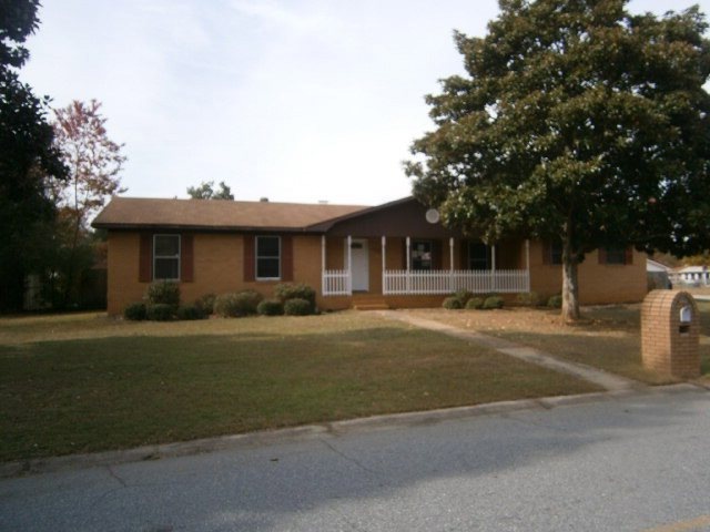 509 Clemson Dr, Warner Robins, GA 31093 - photo 1