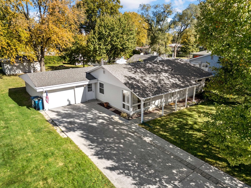 539 214th St, Dyer, IN 46311 - photo 1