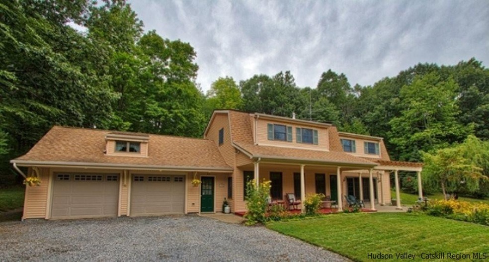 10 Concetta Way, Clinton Corners, NY 12514 - photo 1