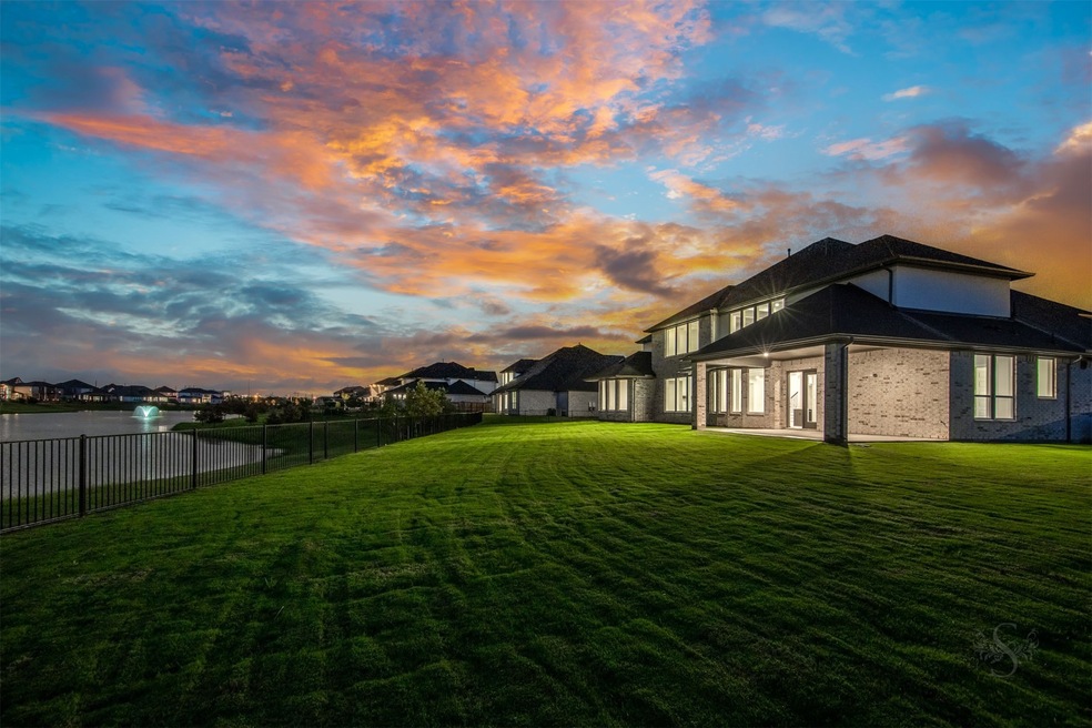 4710 Lake Crest Dr, Fulshear, TX 77441 - photo 1