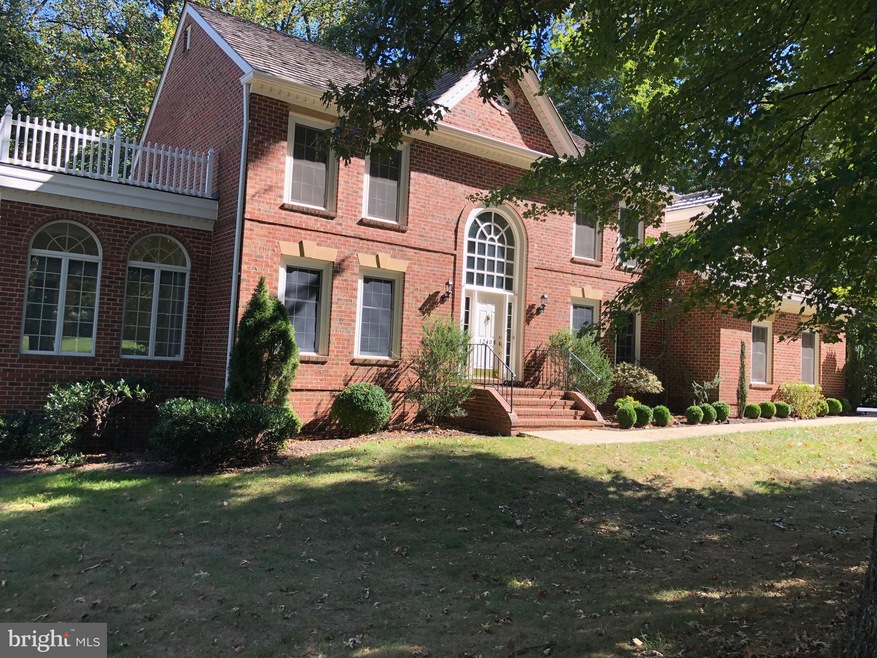 12408 Macao Ct, Herndon, VA 20171 - photo 1