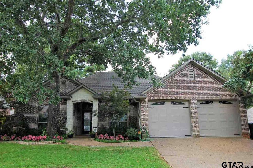 4209 4209 Stonebrook Ln, Tyler, TX 75707 - photo 1