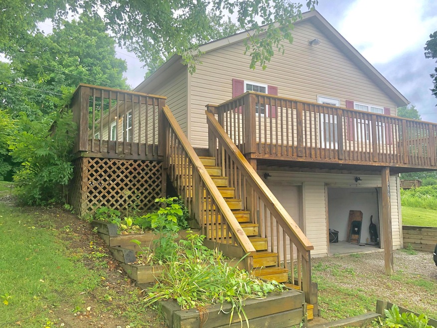 559 Edgewater Beach Blvd, Thornville, OH 43076 - photo 1