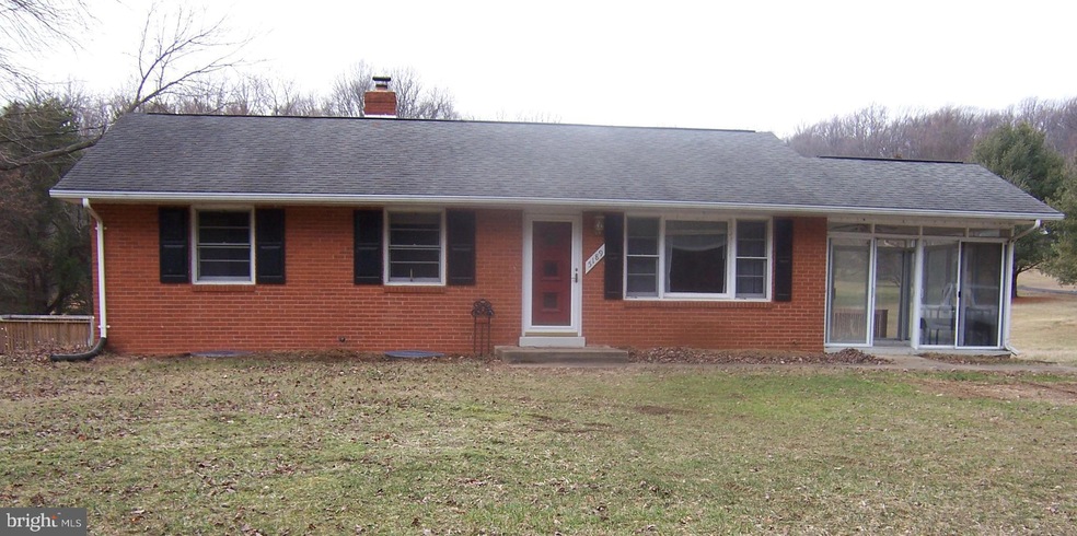 5189 Jeffries Ln, Warrenton, VA 20187 - photo 1