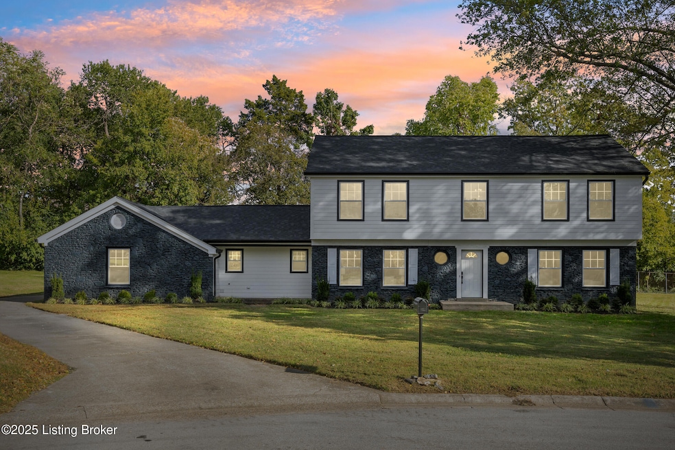 Under Contract $580,000