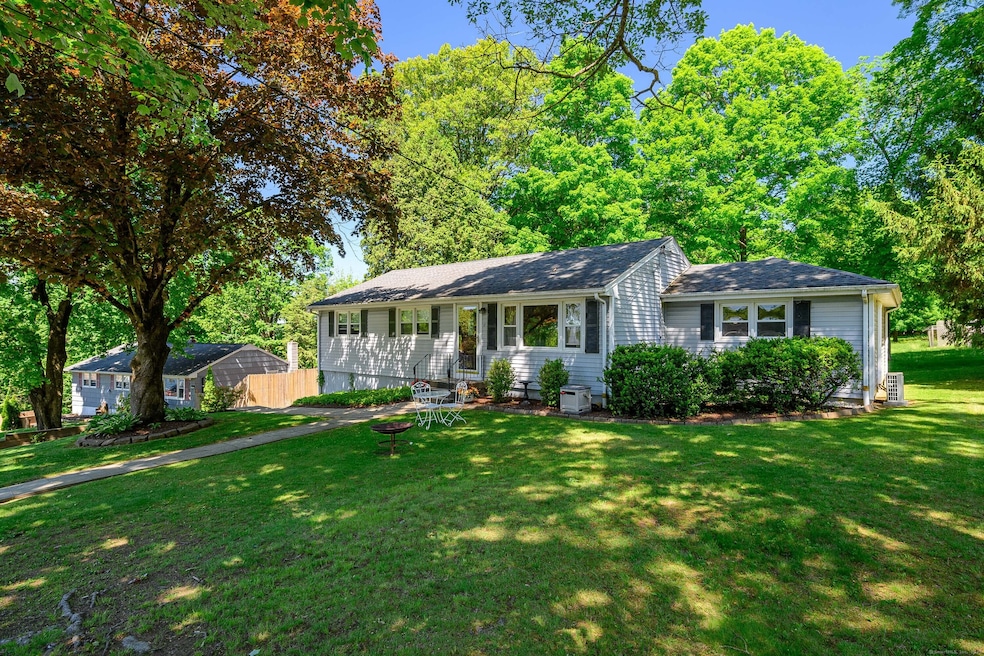 Welcome Home to 17 Castle Hill Road
