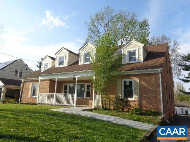 2001 W Main St, Waynesboro, VA 22980 - photo 1