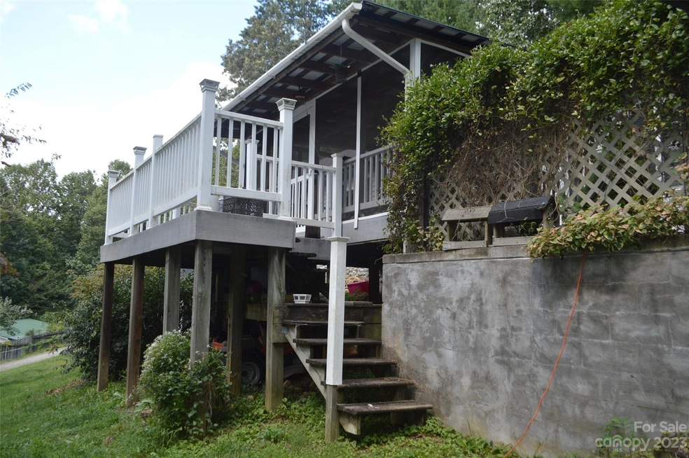 97 Fork Ridge Ln, Hendersonville, NC 28792 - photo 1