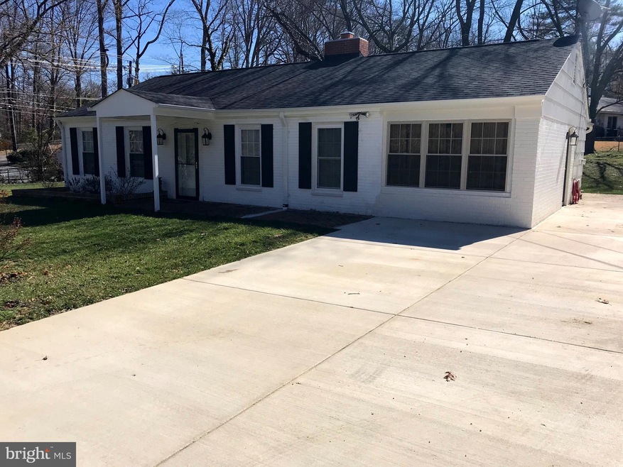 1405 Washington Ln, Fort Washington, MD 20744 - photo 1