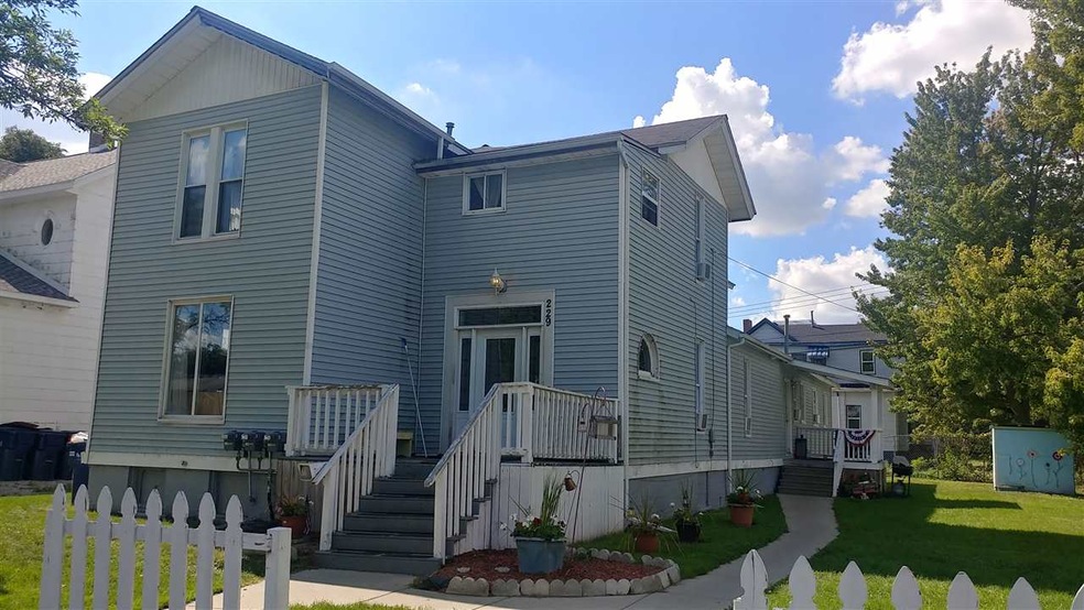 229 N Madison Ave, Bay City, MI 48708 - photo 1