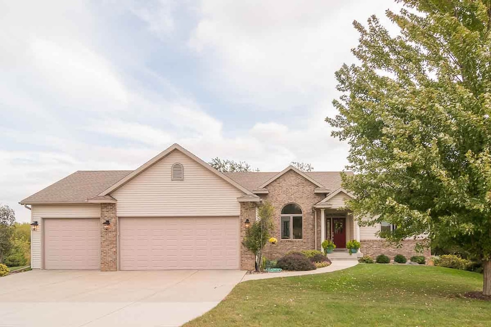 274 Lake Kegonsa Rd, Oregon, WI 53575 - photo 1