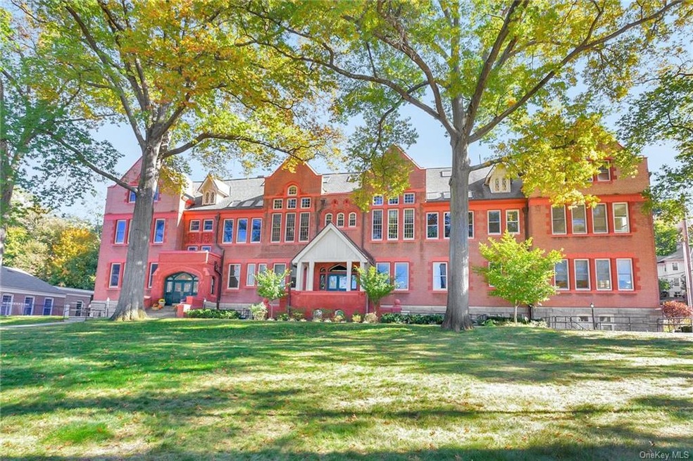 18 N Broadway unit 403, Tarrytown, NY 10591 - photo 1