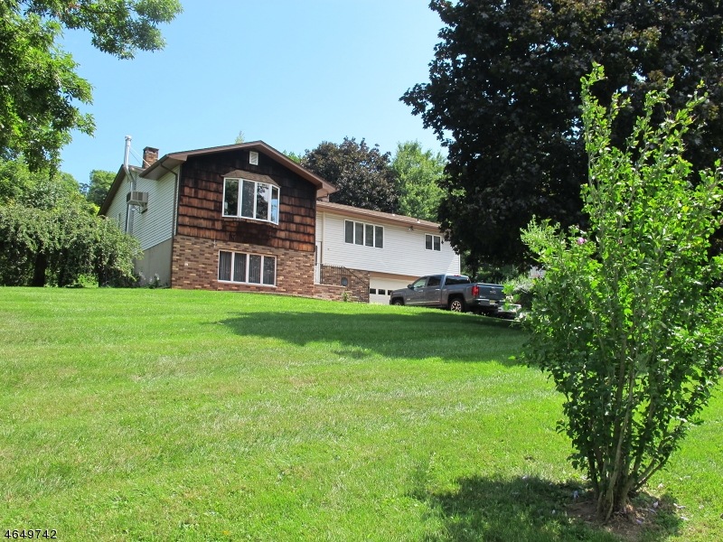 12 Susan Valley Terrace, Vernon, NJ 07462 - photo 1