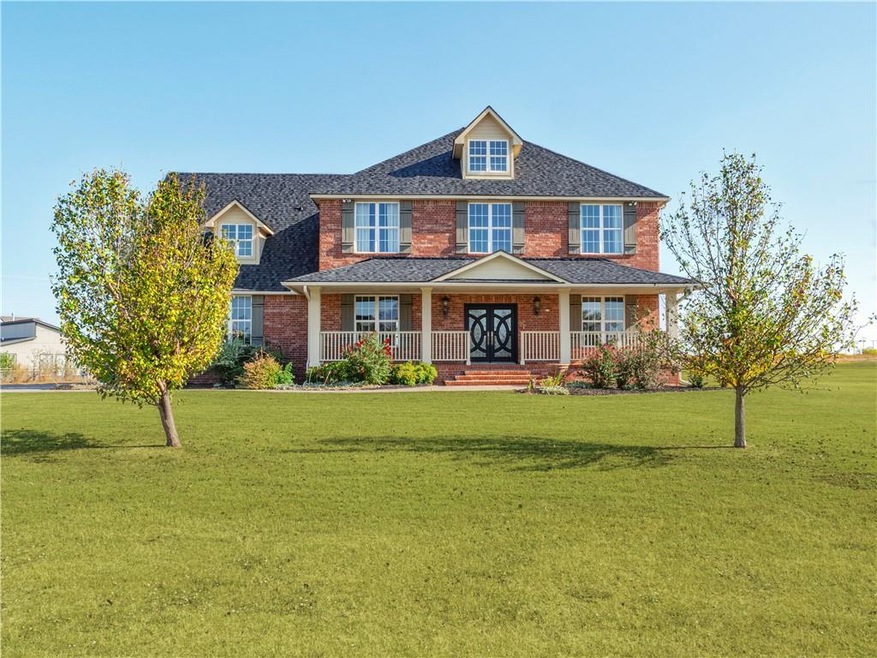 17300 Barrington Hills Ln, Edmond, OK 73012 - photo 1