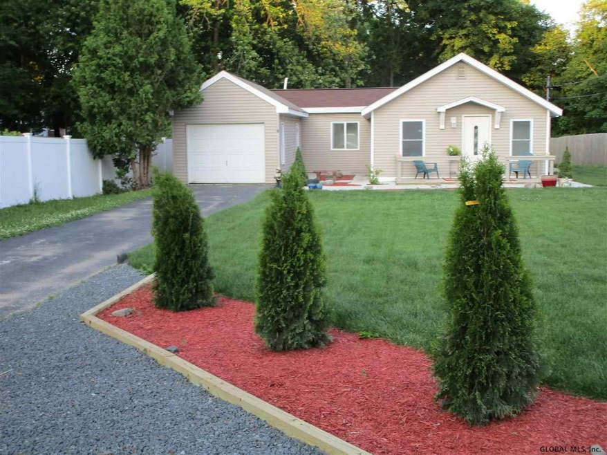 60 Elsmere Ave, Delmar, NY 12054 - photo 1