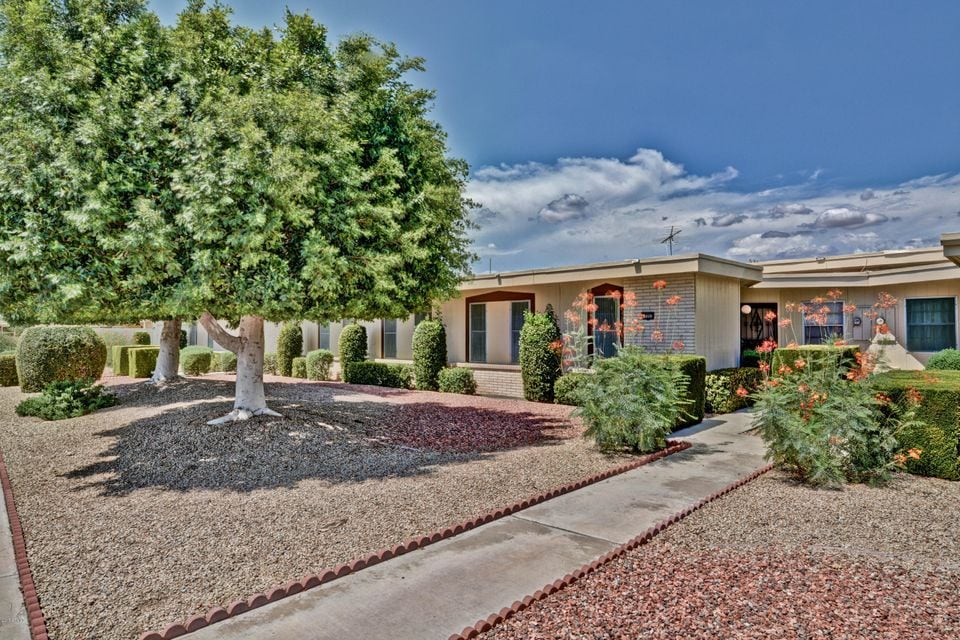 17253 N 105th Ave, Sun City, AZ 85373 - photo 1