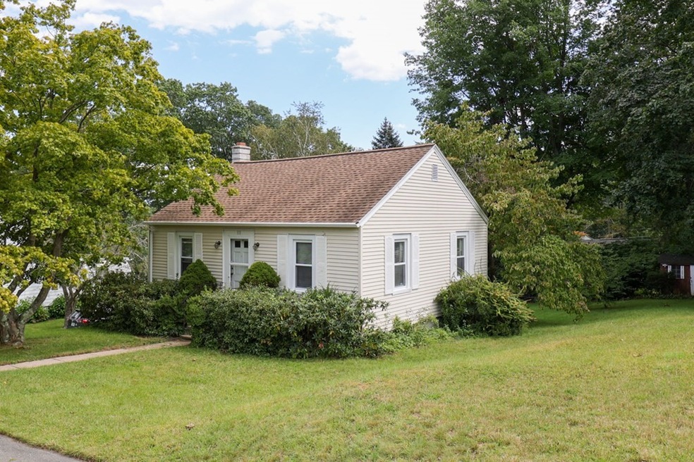 111 Chester St, West Springfield, MA 01089 - photo 1